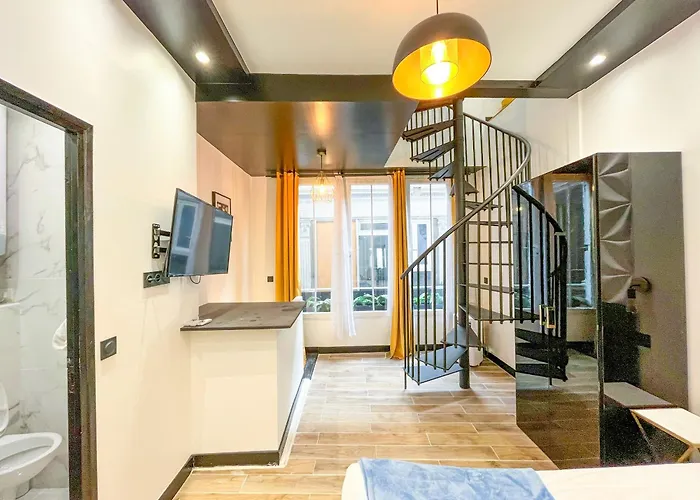 Urban Flat 160 - Fashion Week Flat